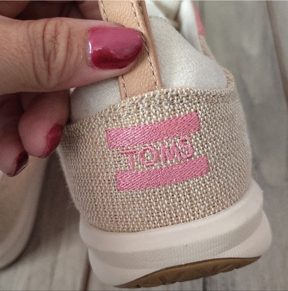 NWT TOMS Earthwise Sneakers In Tea Pink/ Natural Size Woman's 7.5 - Picture 9 of 12